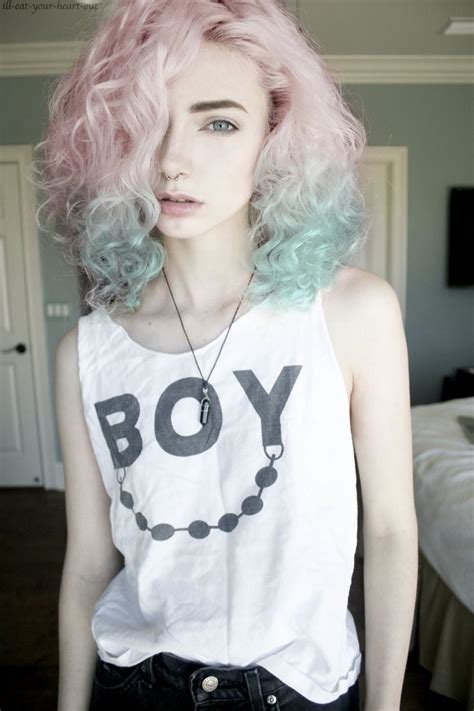 25 Pastel Goth Looks To Inspire You Hair Styles Dyed Hair Grunge Hair