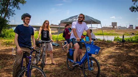 The Top 5 Reasons to Visit Topeka, Kansas Now