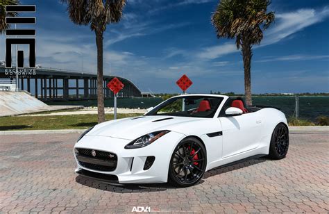 The first edition is available only in black, white or gray. Jaguar F-Type S - ADV10 M.V1 Concave Wheels