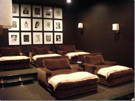 When planning a home theater, from the design to the technology, hgtv.com has you covered with create an unforgettable movie viewing experience with these design ideas for a home theater room. 20 Stunning Home Theater Rooms That Inspire You - Decoholic