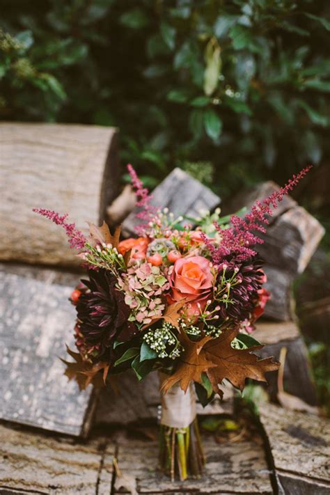 Choose lovely flowers for your loved ones from the largest collection of flowers to celebrate their special days. Wedding Flowers In Season: October Wedding Flowers | CHWV ...