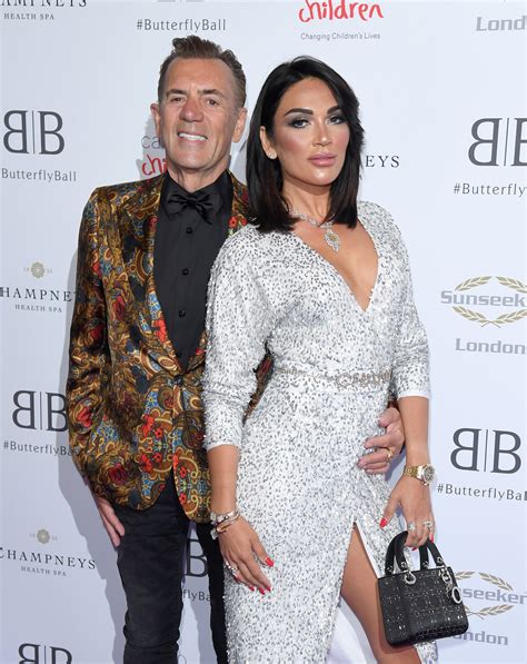 Dragons Den Star Duncan Bannatyne Flees Mansion In Portugal With Wife