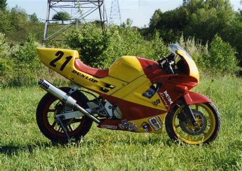 Ce 1992 honda cbr600 vous a été adjugé pour la somme de usd (plus les frais applicables). 1992 Honda CBR 600 F2 - Race Bike | This bike finished in ...