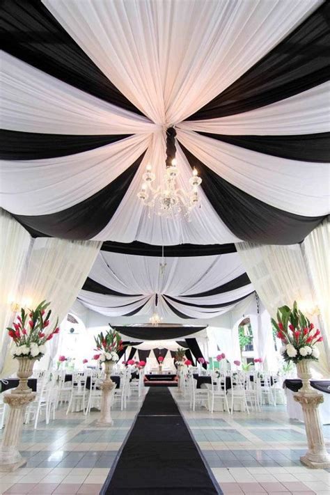 Frequent special offers and discounts up.all products from wedding arch decoration ideas category are shipped worldwide with no additional fees. 45 Black and White Wedding Ideas to Love | Deer Pearl Flowers