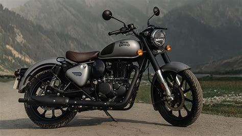 Royal Enfield Super Meteor 650 Debuts Tomorrow What To Expect