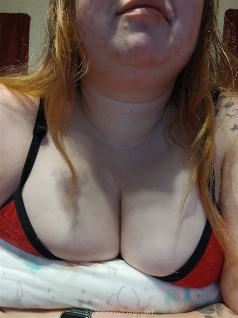 Lovergirl Big Tits Cleavage Tits Big Boobs Cleavage