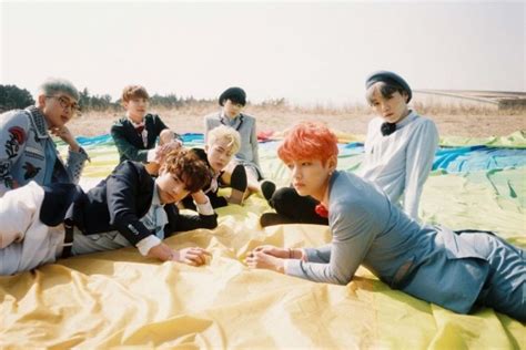 Bts compatibility test adalah kuis seperti ujian yang mana kuis ini di berikan untuk para fansnya. Seberapa Suka Sih Kamu dengan BTS?
