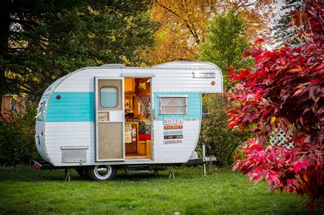 A Passion for Vintage Trailers - The New York Times