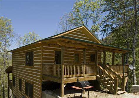Nantahala cabins welcomes pets of any size for an additional fee of $20 per pet, per night. Nantahala Cabin Rentals - Chalets, Vacation Homes, Lodging ...