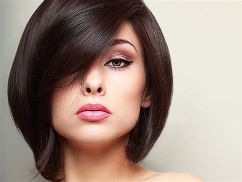 12 On-Trend Easy Hairstyles for Thin Hair