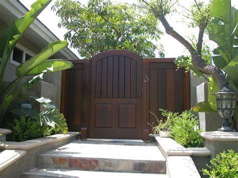 Custom Wood Gates By Garden Passages Premium Wood Gates Features