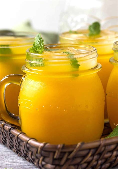 Refreshing Homemade Mango Lemonade Recipe Naturally