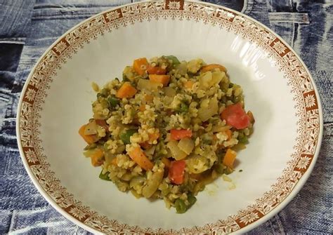 La soja puede servir como un sustituto de las legumbres. Soja verde, verduras y arroz integral Receta de Gilbert ...