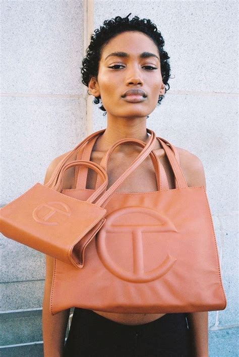 This New Luxury Handbag Is The New Hot Bag This Summer 2020 Street