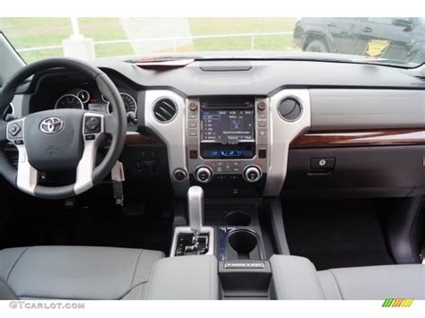 2017 Toyota Tundra Limited Crewmax 4x4 Graphite Dashboard Photo