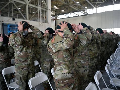 Dvids Images Soldiers Graduate Special Forces Qualification Course