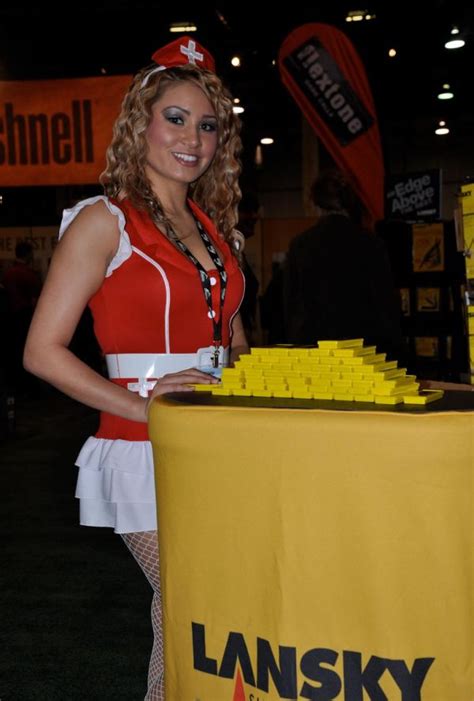 Shot Show Booth Babes Pics