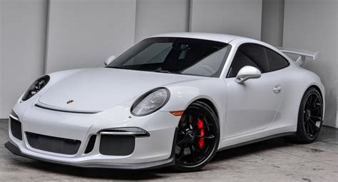 Carrera White 2015 Porsche 911 Gt3 Is A Subtle Showstopper