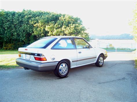 1989 Ford Escort Information And Photos Momentcar