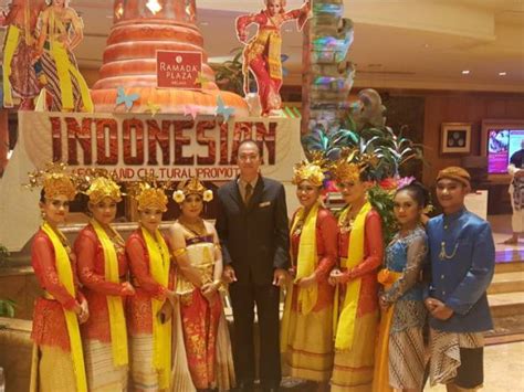 Perkahwinan masyarakat india di malaysia diklasifikasikan kepada beberapa jenis iaitu vaitiikat tirumanam, tamil tirumanam, eliyat tirumanam. SISWA SMK NEGERI 3 MAGELANG PROMOSIKAN SENI BUDAYA ...