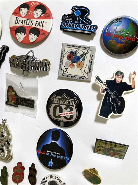 Lot 551 The Beatles Original Pin Badges
