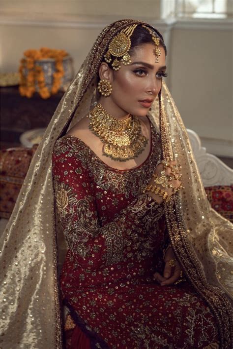 Ayeza Khan Beautiful Bridal Photoshoot For Annus Abrar The Odd Onee