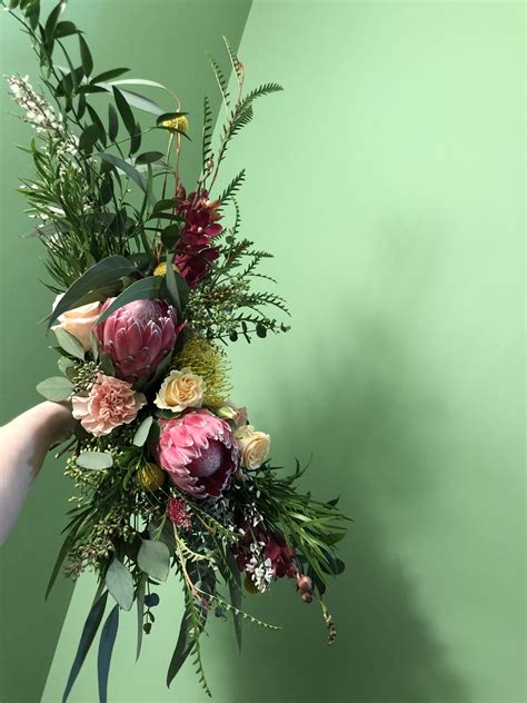 Maybe you would like to learn more about one of these? Asymmetrical bouquet | Flower arrangements, Flowers ...