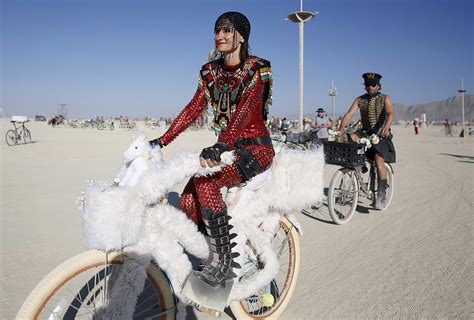 Burning Man 2015 Photos Spectacular Pictures Of Annual