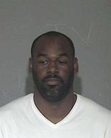 Former Syracuse Quarterback Donovan Mcnabb Reportedly Arrested In