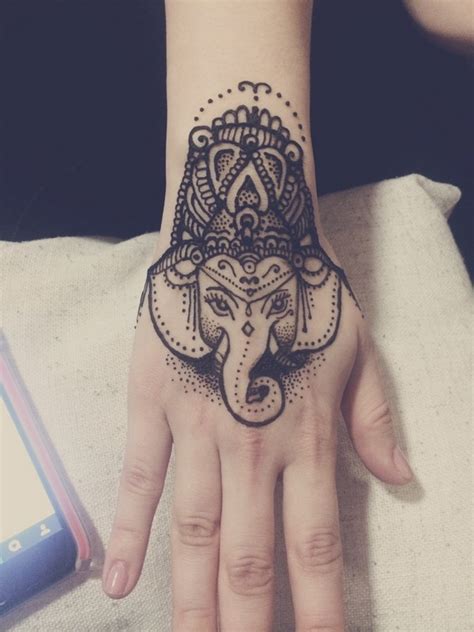We know how different brands promote their products as natural while they truly are not. Best 66 Hand Tattoos