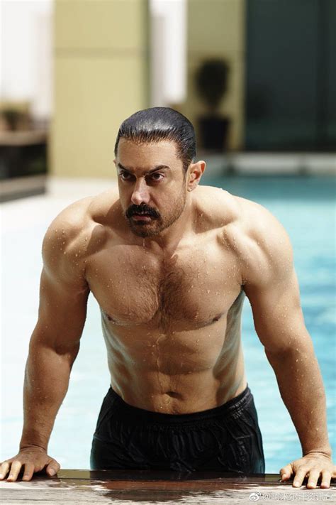 Aamir Khan Worlds Biggest Superstar Indian Celebrities Bollywood Celebrities Man Dress Design