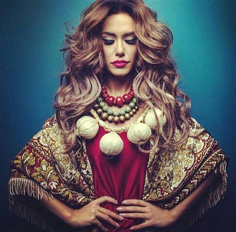Lilit Hovhannisyan Armenian Beautiful Singer Arm Nienne