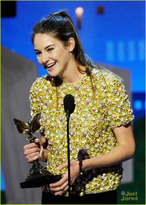 Shailene Woodley Wins At Spirit Awards 2012 Shailene Woodley Photo 29357931 Fanpop