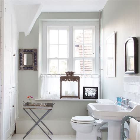 Small ensuite bathrooms are really becoming the norm in many new builds which a small ensuite in a cupboard. En-suite bathroom ideas | Ideal Home