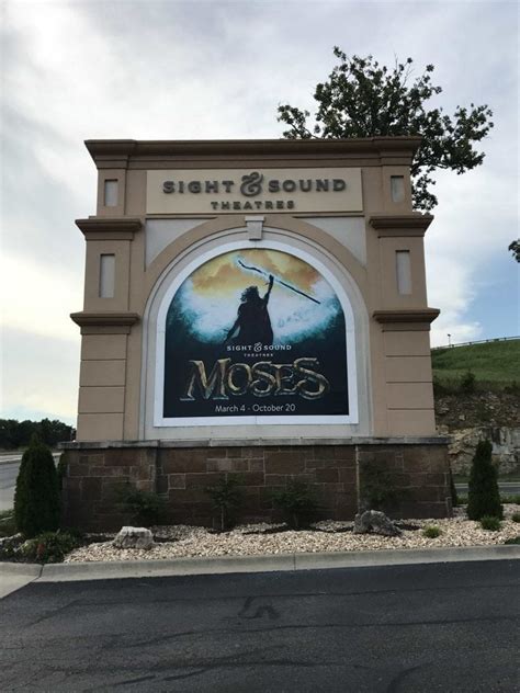 See A Show At Sight And Sound Theatre In Branson Missouri