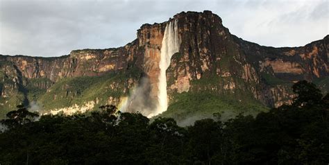 Canaima National Park Waterfall National Parks Fallen Angel