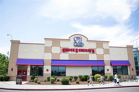 20 Chuck E Cheeses Photos Stock Photos Pictures And Royalty Free Images