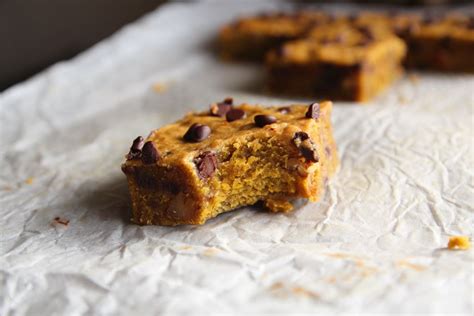 Easy Pumpkin Spice Blondies With Chocolate Chips Recipe Easy