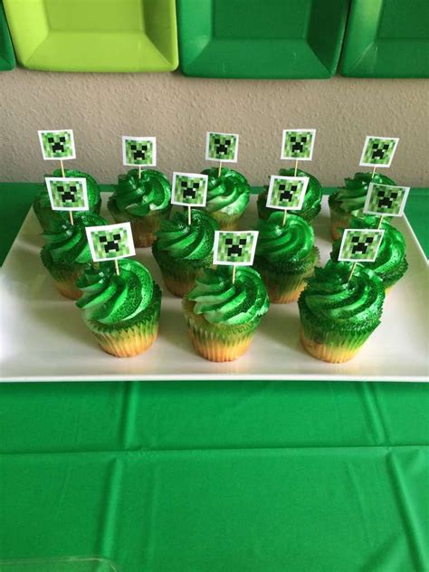 Creeper Cupcakes At A Minecraft Birthday Party See More Party Planning