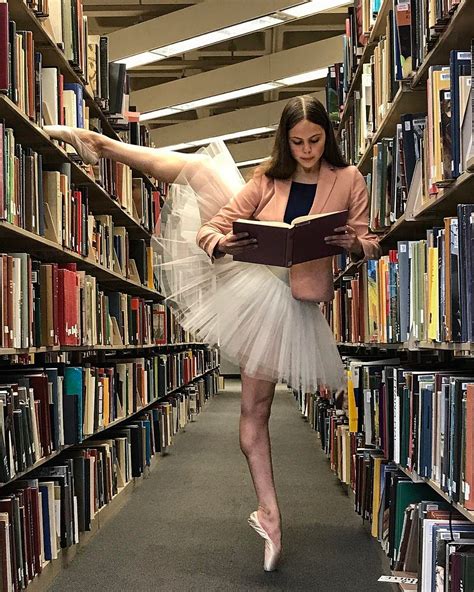 Bookworm Dashawaldemer Fotografía De Danza Fotografía De Danza Ballet Bailarinas