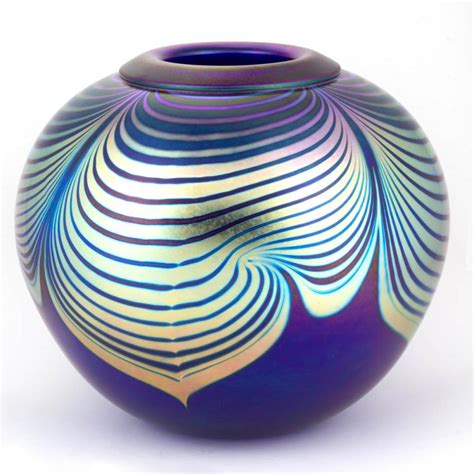 Sold At Auction CORREIA PULLED FEATHER IRIDESCENT STUDIO ART GLASS VASE