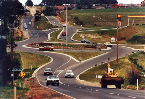 Check prices of tandoori kebab and veggie kebab. VCCLC:1980s. Heatherton Road Endeavour Hills