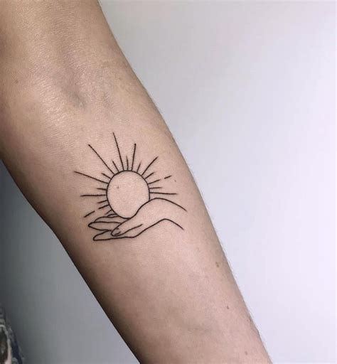 Sun Tattoo Littletattoos On Instagram Hand Tattoos Sun Tattoo