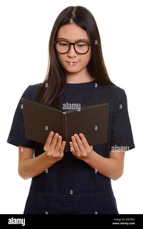 Teenage Girl Reading Book Model Hi Res Stock Photography And Images Alamy