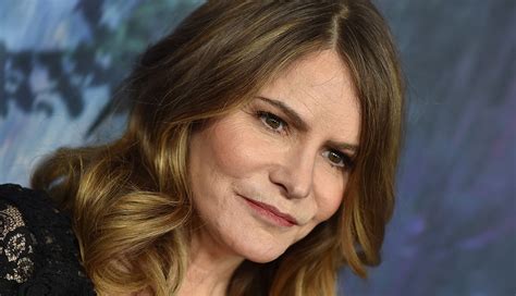Best Photos Of Jennifer Jason Leigh Swanty Gallery Images And Photos Finder