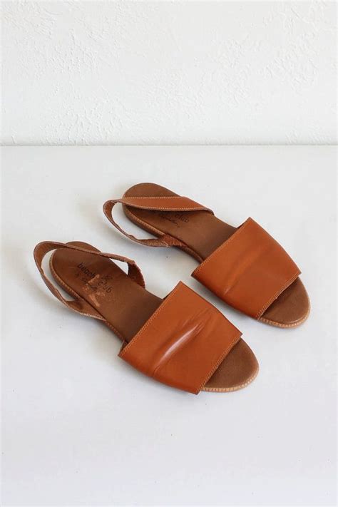 vintage 90s brown leather simple one strap sandals women s 9 brown leather sandals brown