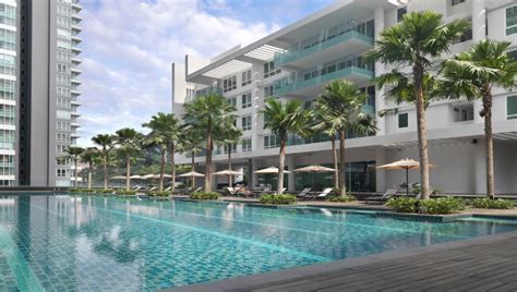 Staying at lanson place bukit ceylon is just like having your very own beautifully furnished upmarket residence in the heart of the city. Lanson Place Bukit Ceylon Serviced Residences, Kuala ...