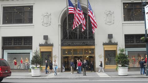 Lord And Taylor Sells Its Flagship Manhattan Store To Wework Nbc New York