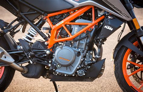 Ktm Duke Review Picture Gallery Bikedekho Hot Sex Picture