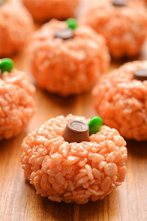 Rice Krispie Treat Pumpkins An Easy Halloween Treat Idea
